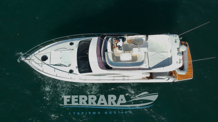 Aluguel de Lanchas e Yachts em Ilhabela - Phantom 500 Fly - Ferrara Turismo Náutico